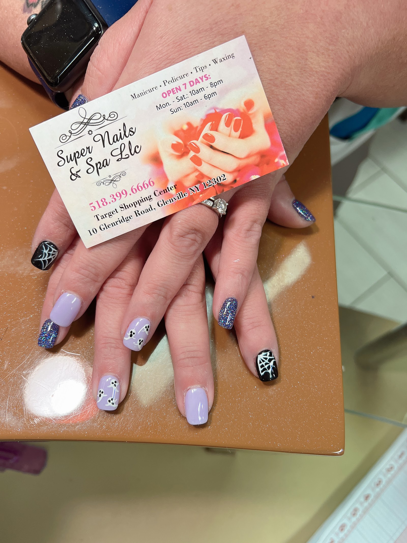 Super Nails nail work in Schenectady, New York