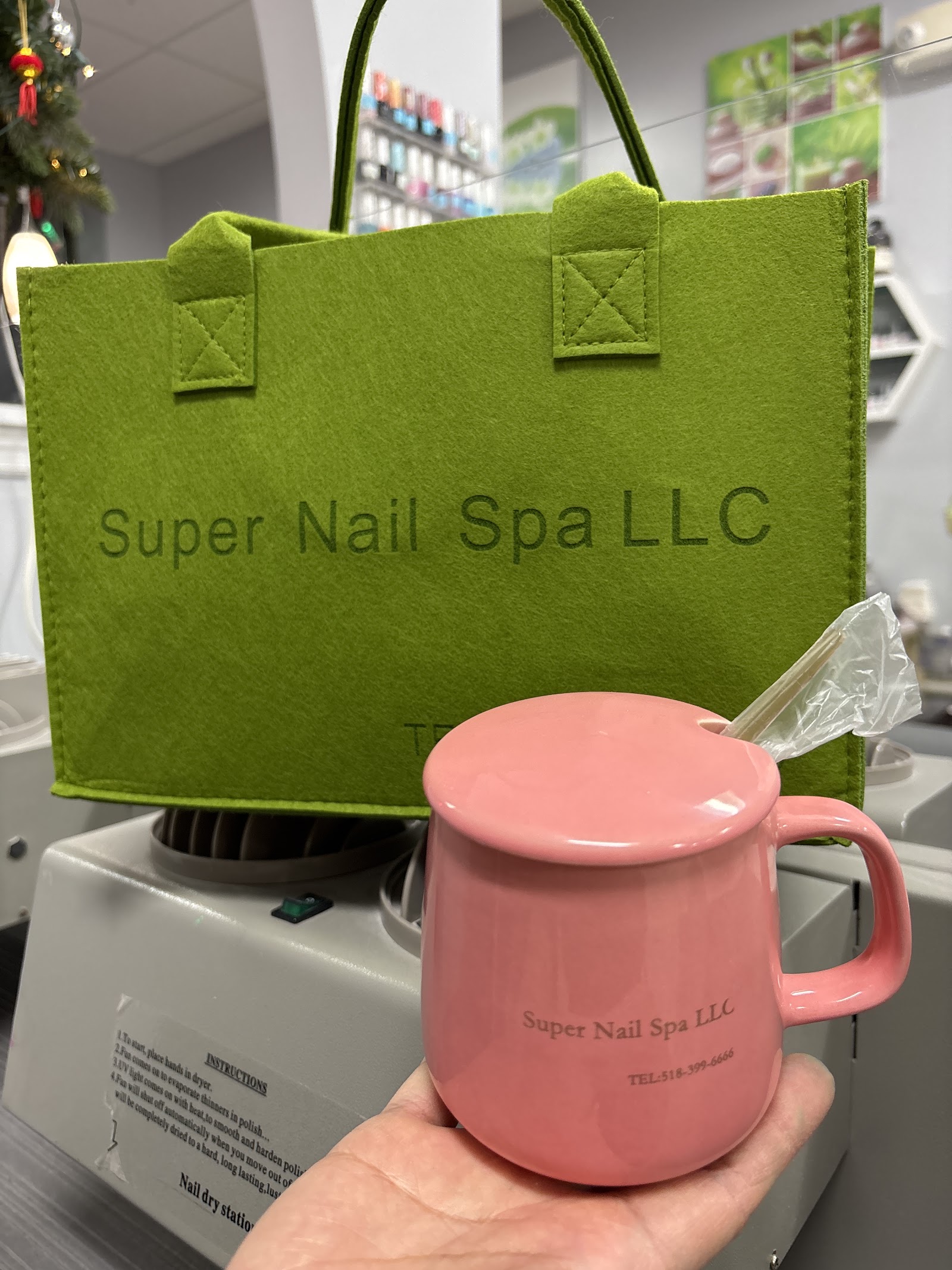 Super Nails nail photo 2